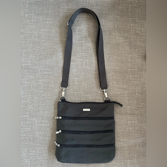 Baggallini Crossbody Bag Gray MultiPocket Travel Purse Adjustable Strap Wristlet - Picture 4 of 11